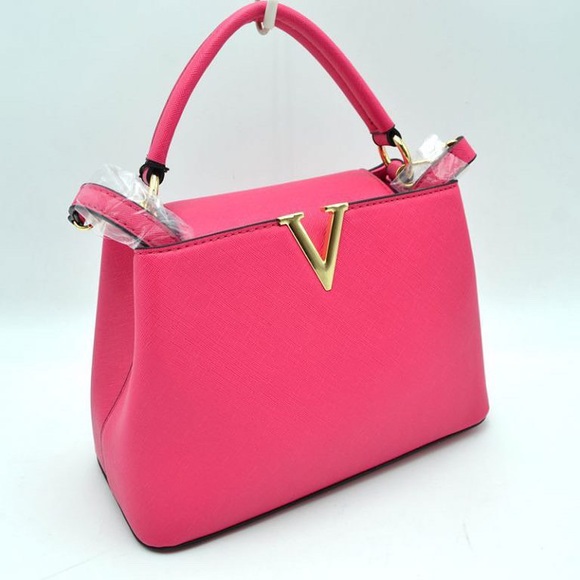 Top Handle V handbag… crossbody strap included - Picture 1 of 8